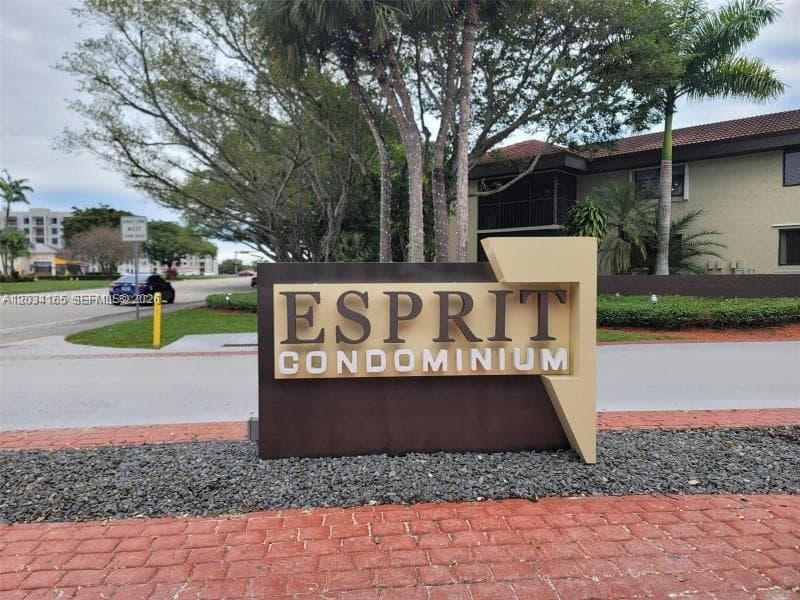 9673 SW 138th Ave, Miami FL 33186 — 1