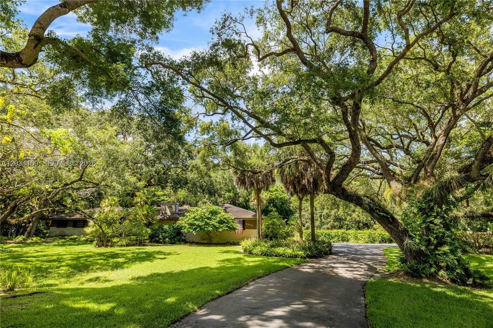 9979 Fairchild Way, Coral Gables FL 33156 — 22