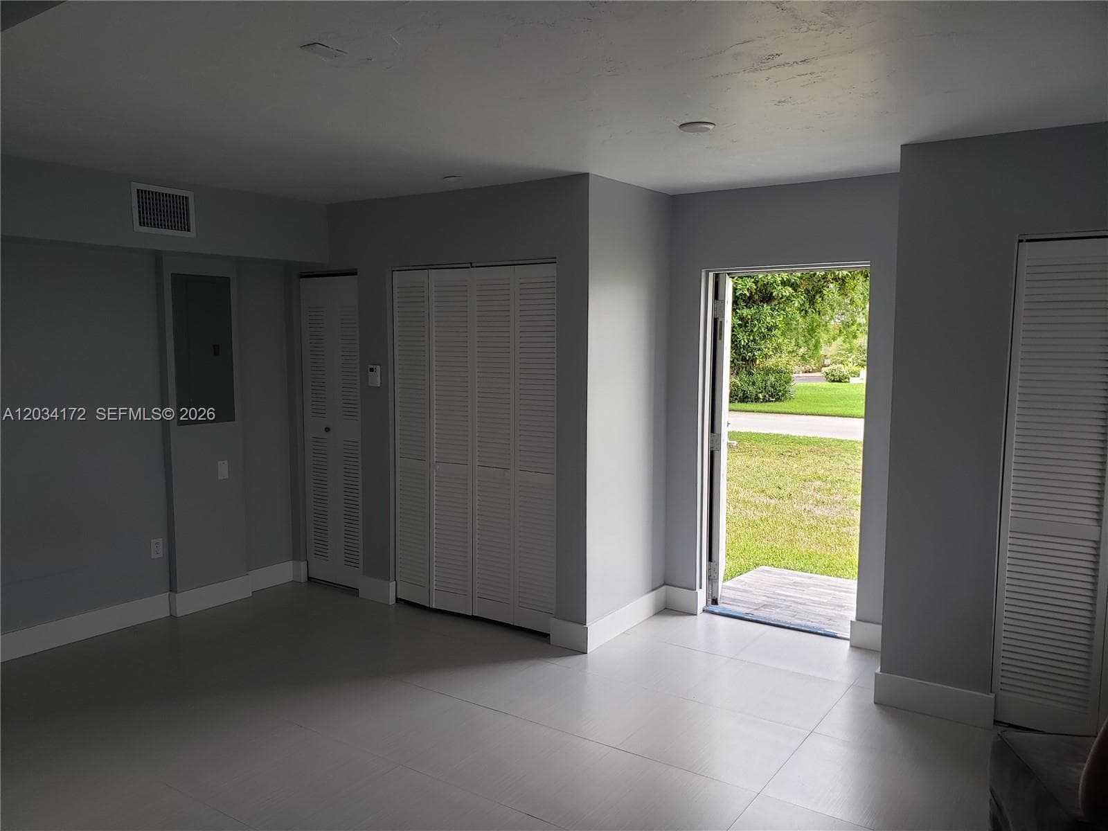 15250 SW 154th Ave, Miami FL 33187 — 9