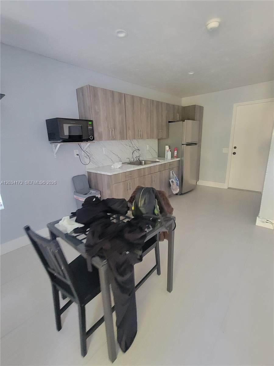 15250 SW 154th Ave, Miami FL 33187 — 4