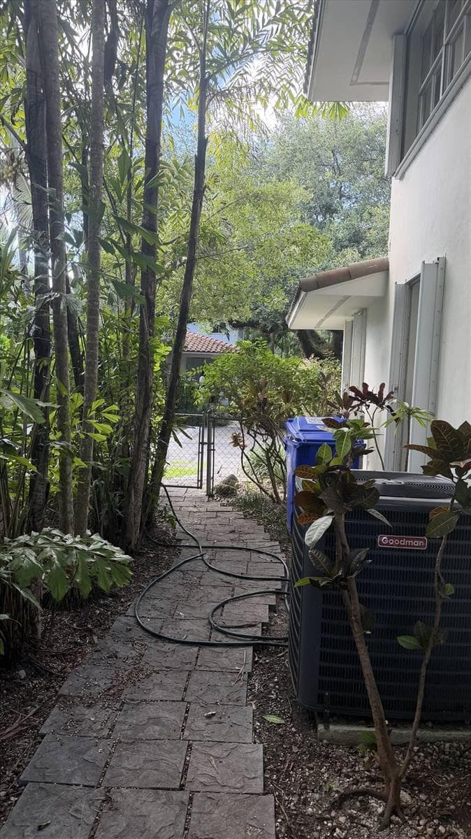 3611 SW 37th Avenue # 19, Coconut Grove FL 33133 — 8