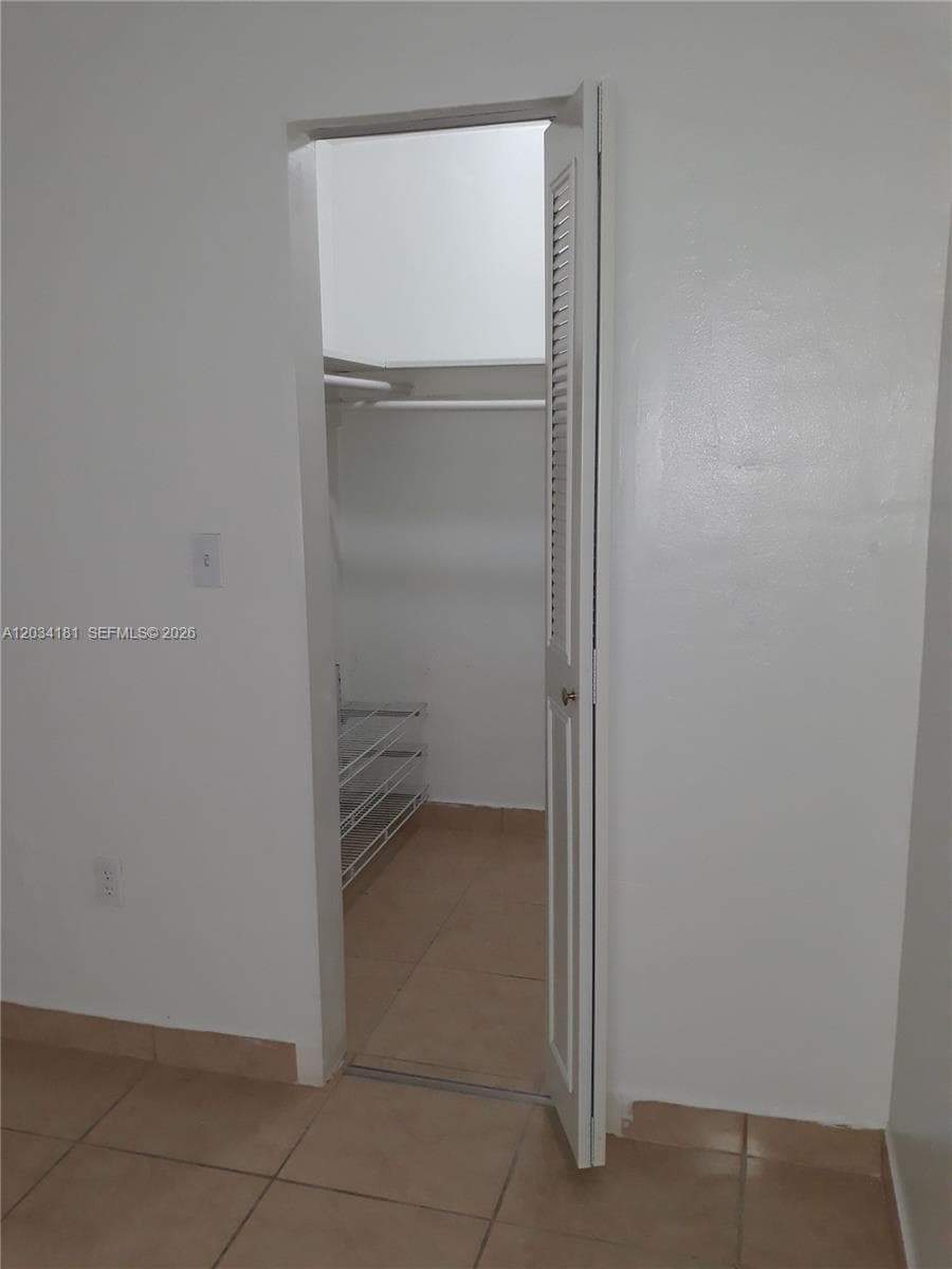 6850 W 14th Ct # C28, Hialeah FL 33014 — 5