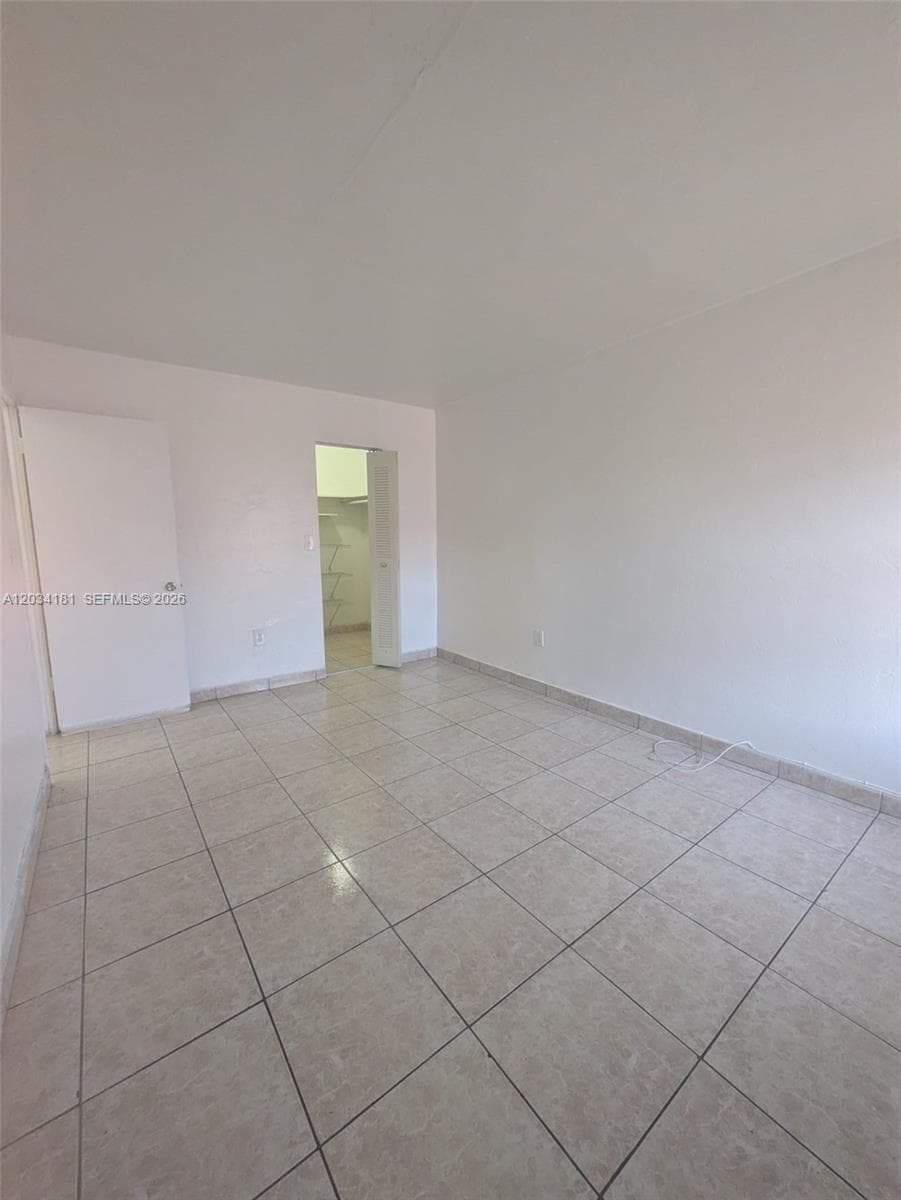 6850 W 14th Ct # C28, Hialeah FL 33014 — 4