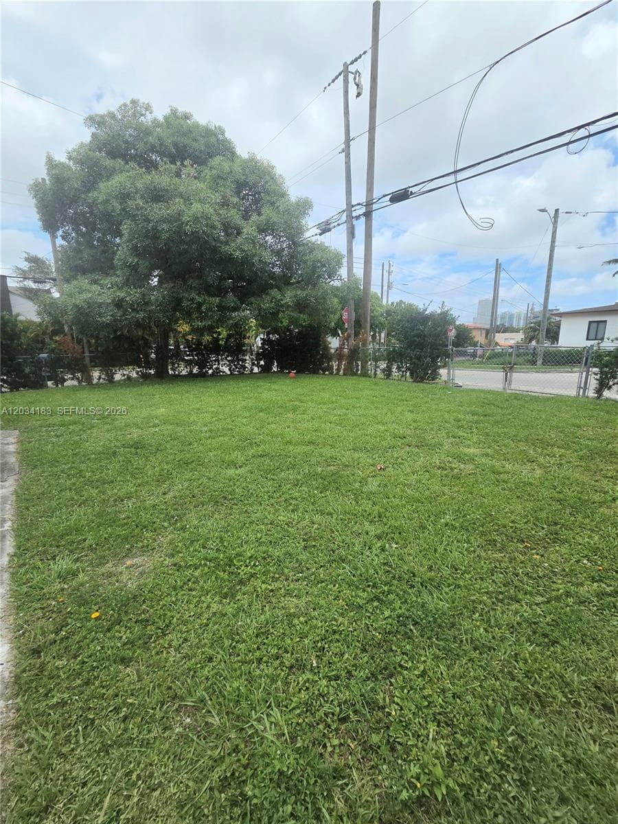 1112 SW 11th St # 2, Miami FL 33129 — 7