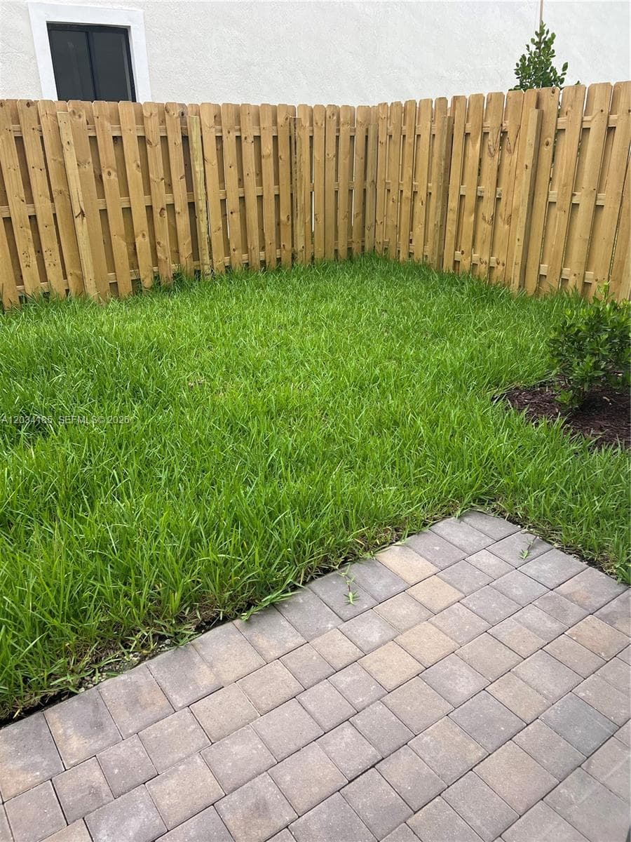 1540 NW 1st St, Florida City FL 33034 — 16