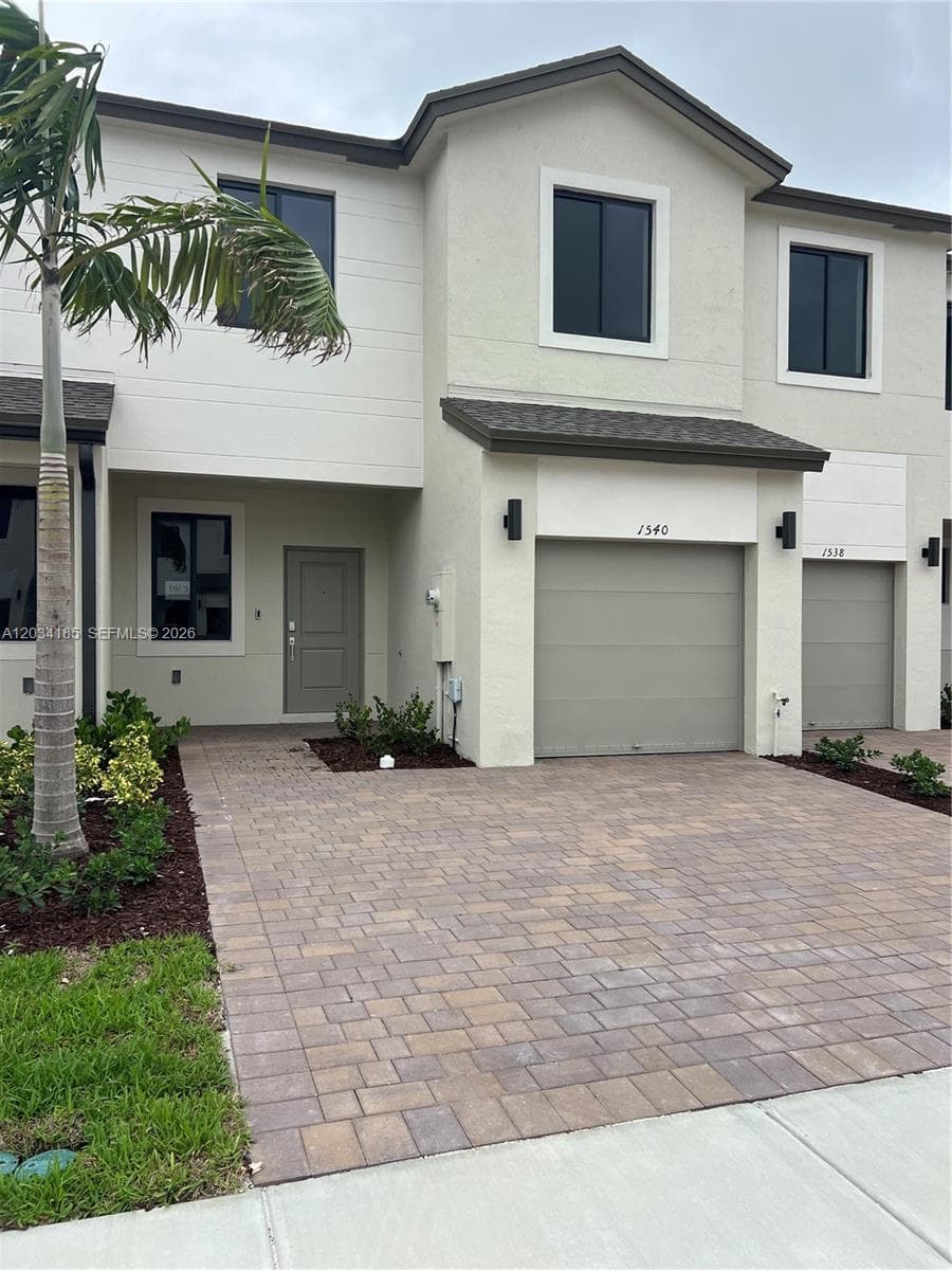 1540 NW 1st St, Florida City FL 33034 — 1