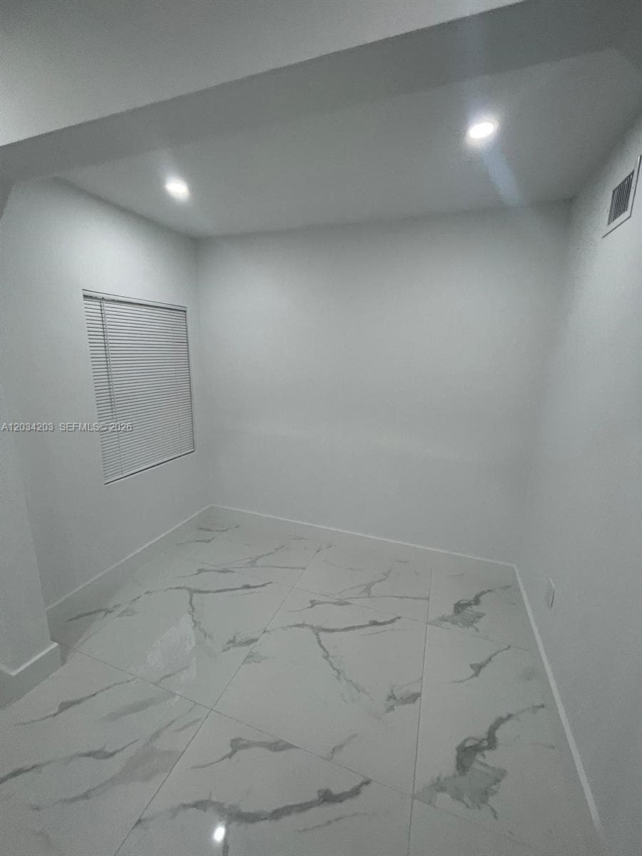 2103 SW 60th Ave # 2, Miami FL 33155 — 17