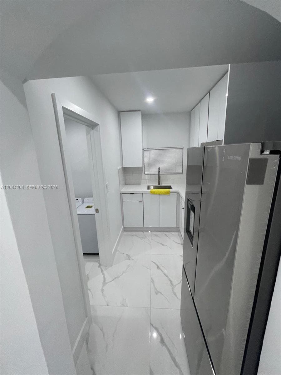 2103 SW 60th Ave # 2, Miami FL 33155 — 16