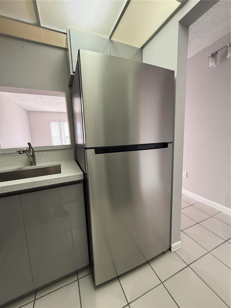 6820 W Flagler St # 407, Miami FL 33144 — 5