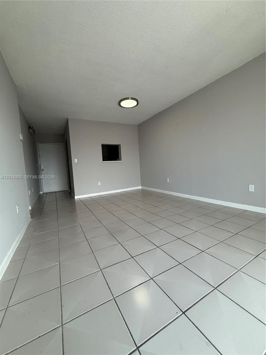 6820 W Flagler St # 407, Miami FL 33144 — 24