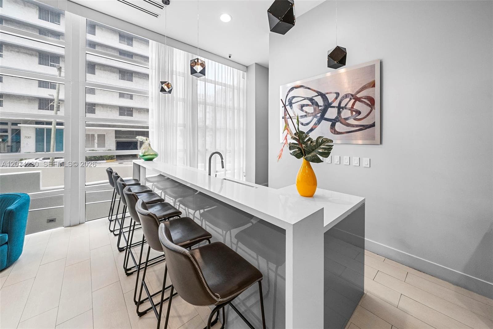 665 NE 25th St # 802, Miami FL 33137 — 42