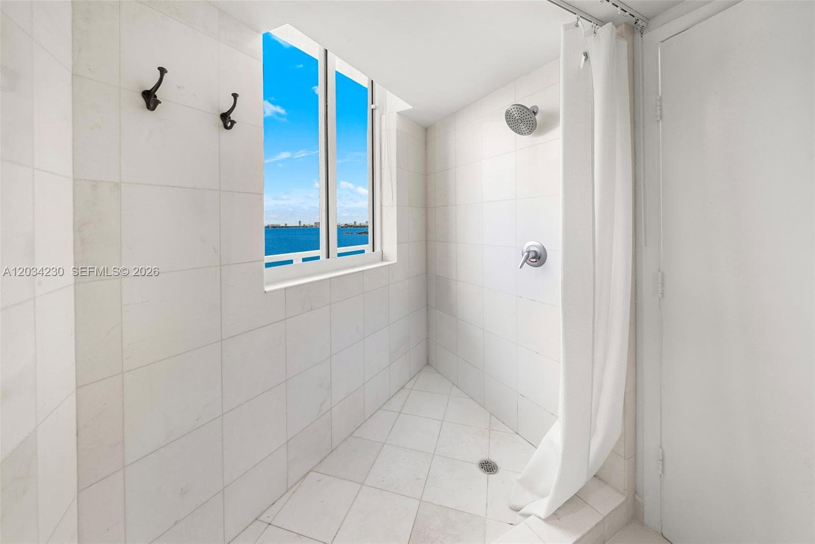 665 NE 25th St # 802, Miami FL 33137 — 20