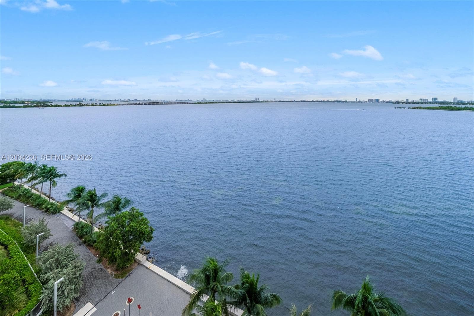 665 NE 25th St # 802, Miami FL 33137 — 34