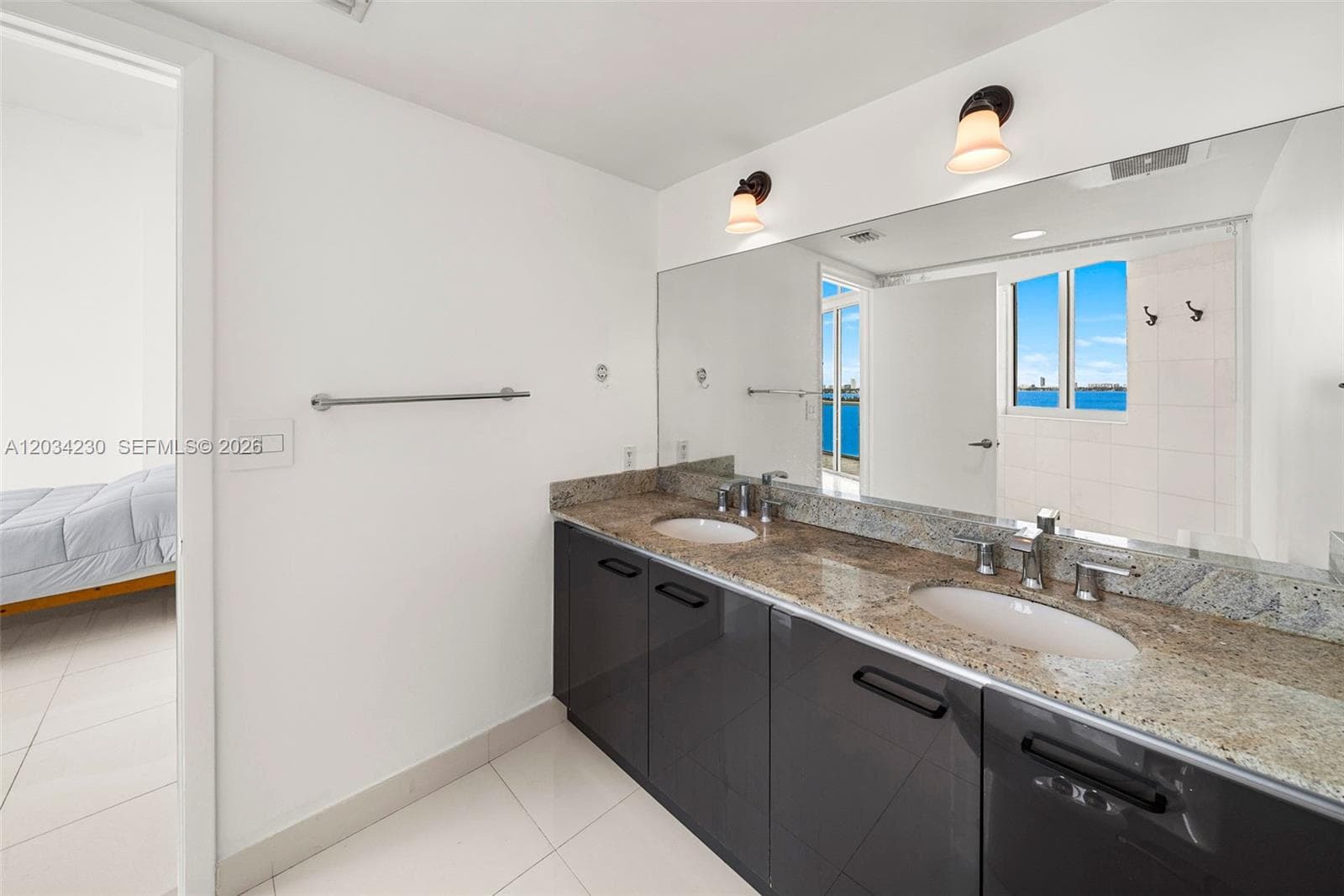 665 NE 25th St # 802, Miami FL 33137 — 15