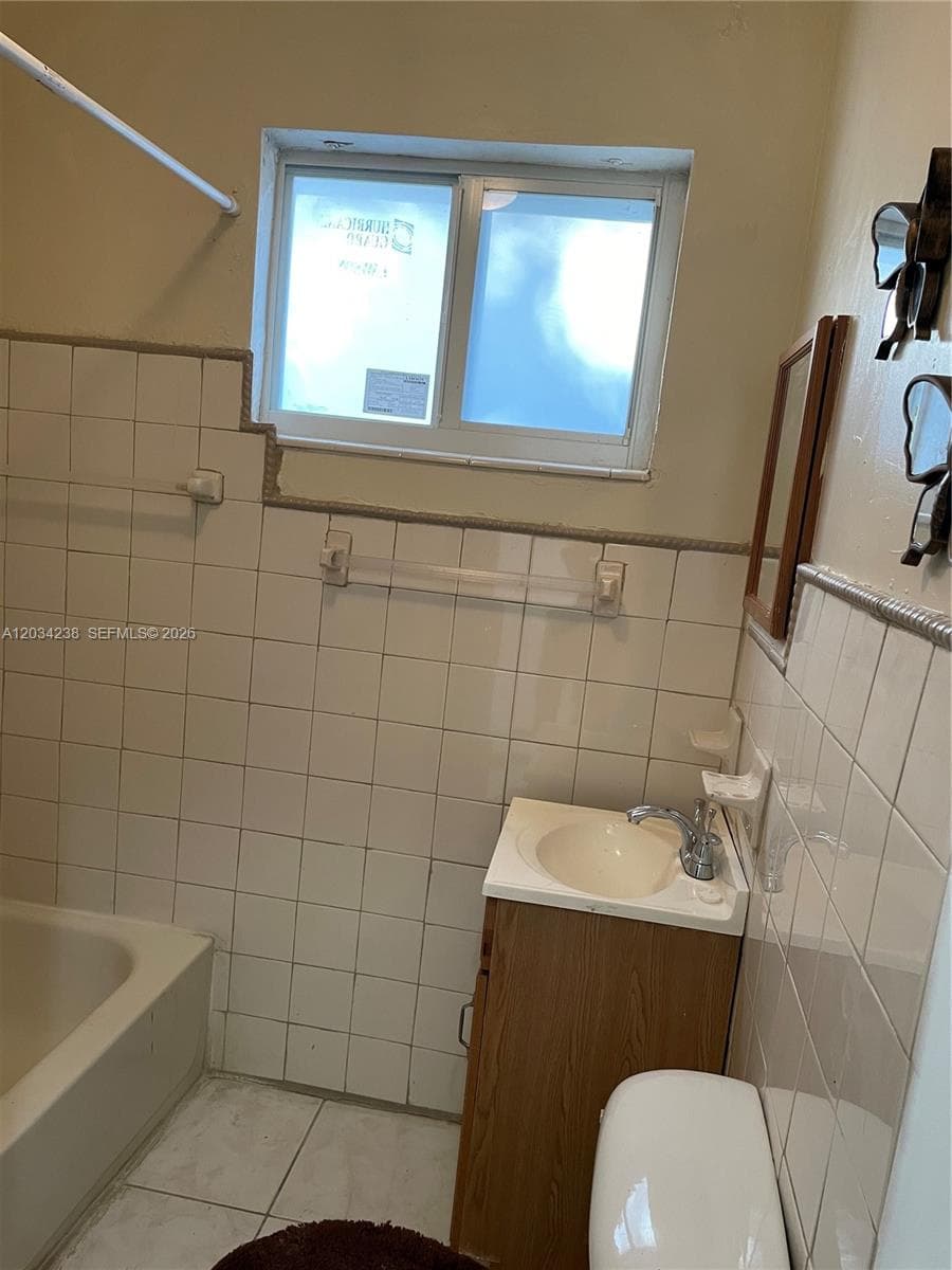 3389 William Ave # 0, Miami FL 33133 — 9
