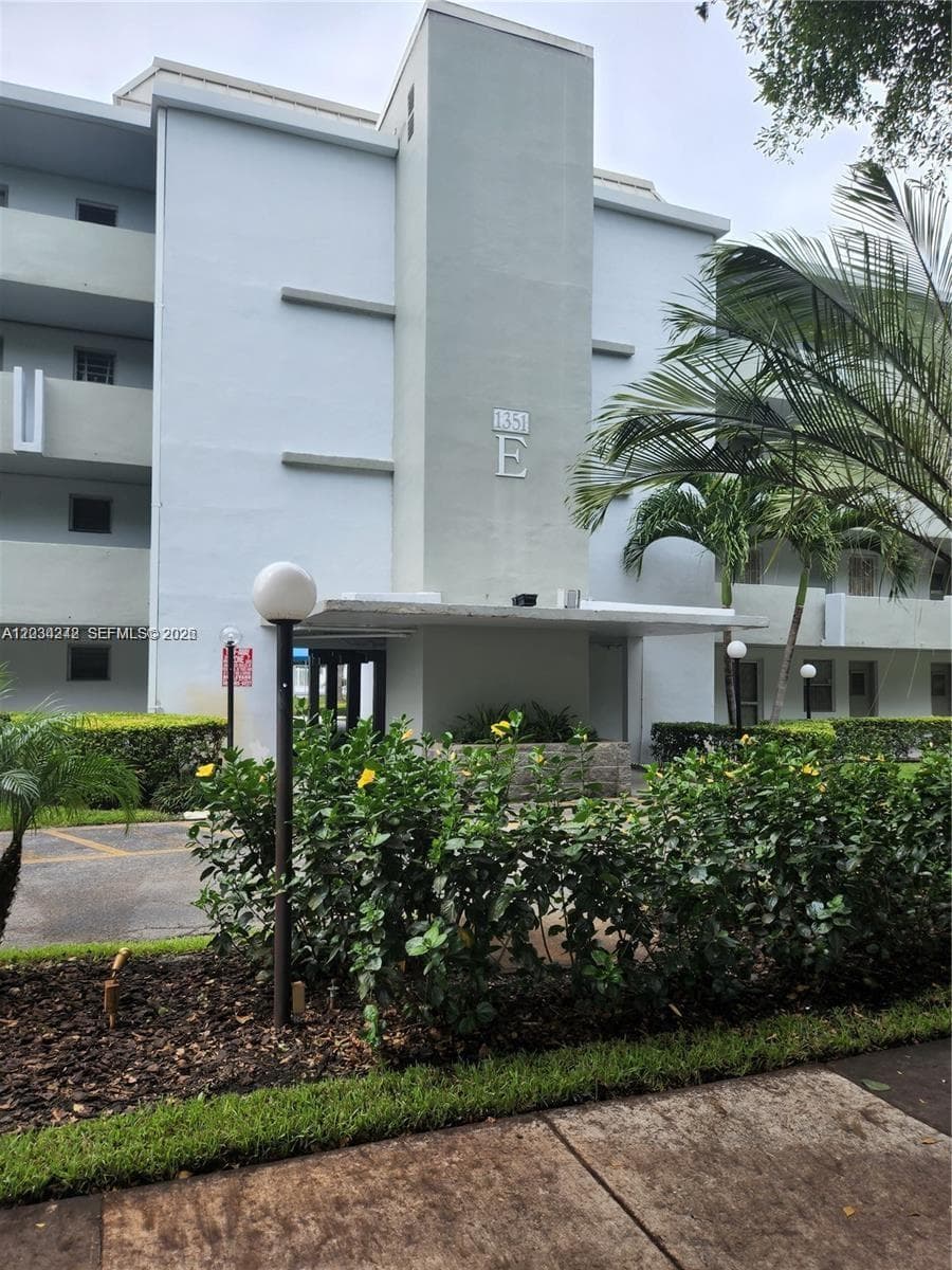 1351 NE 191st St # E415, Miami FL 33179 — 3