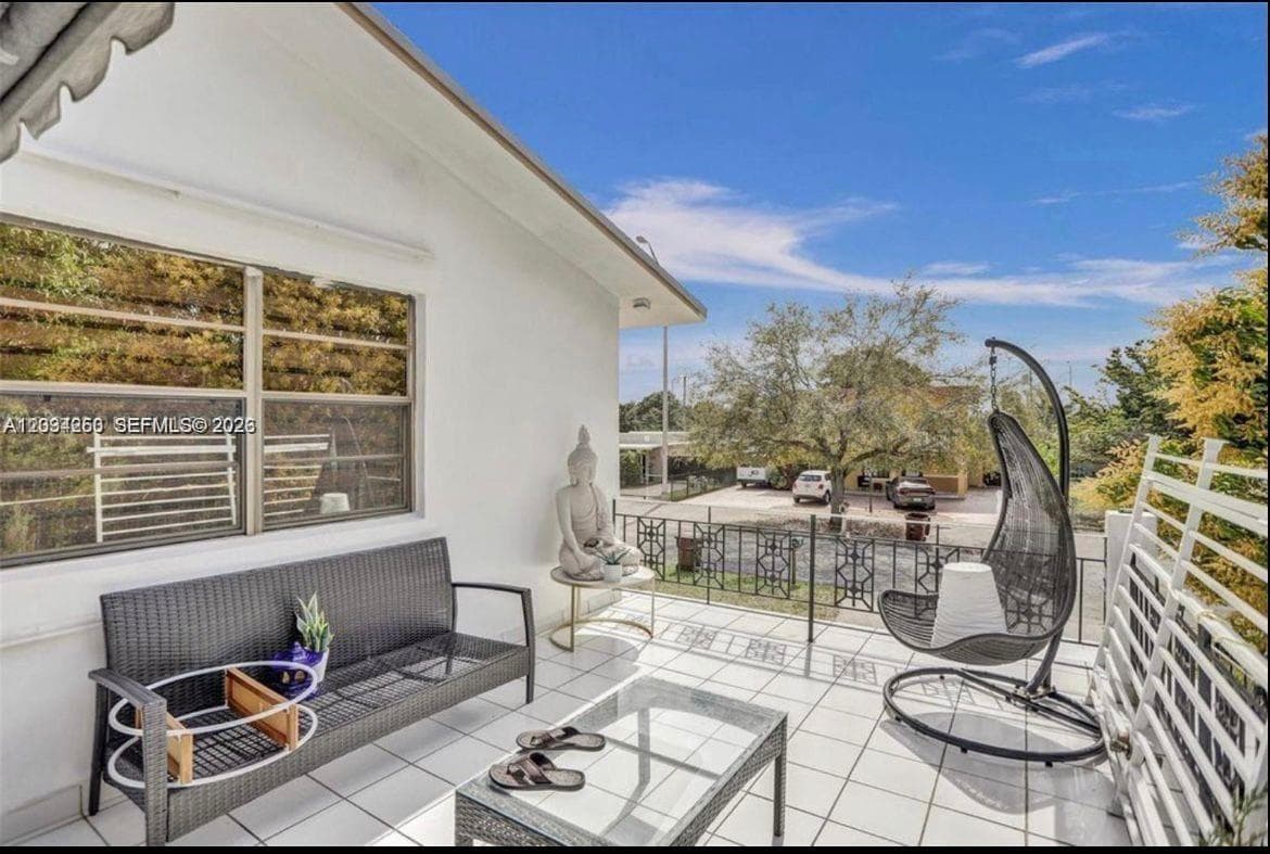 921 E 18th St # 2, Hialeah FL 33013 — 9