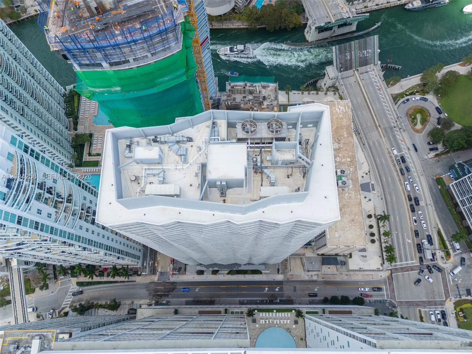77 SE 5 th st, Miami FL 33131 — 56