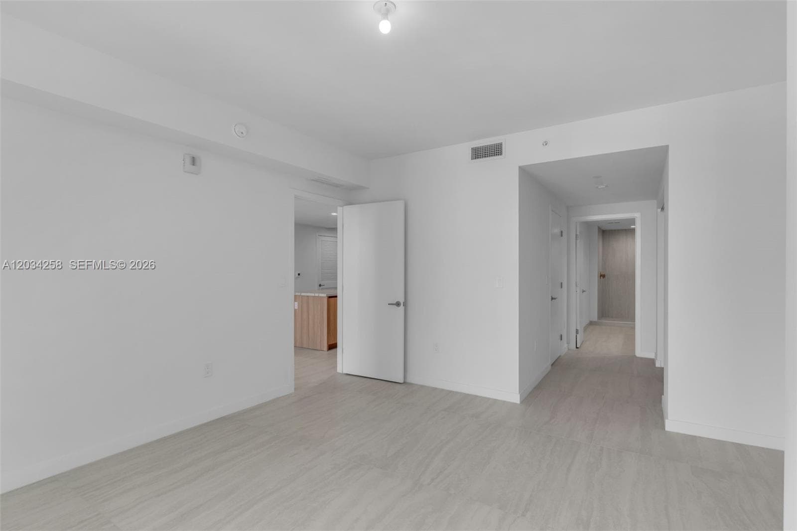 77 SE 5 th st, Miami FL 33131 — 18