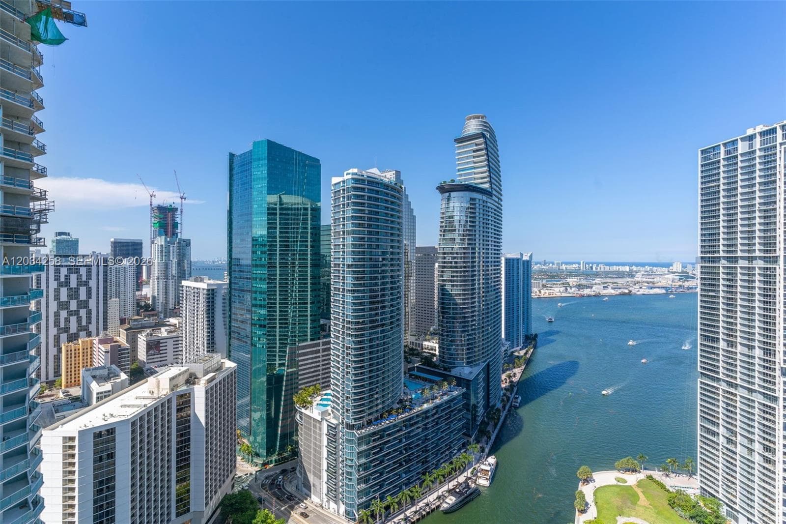 77 SE 5 th st, Miami FL 33131 — 51