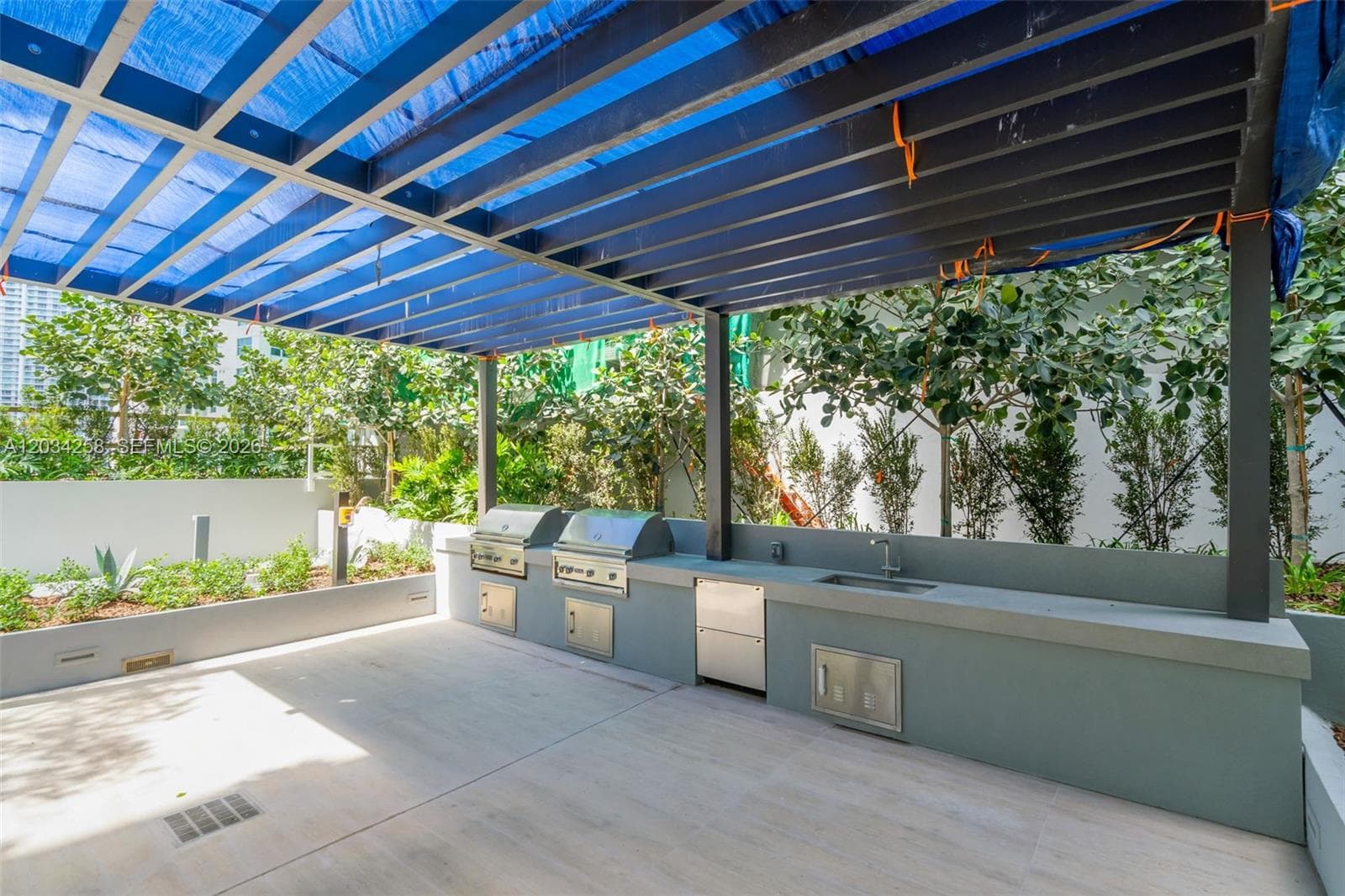 77 SE 5 th st, Miami FL 33131 — 25