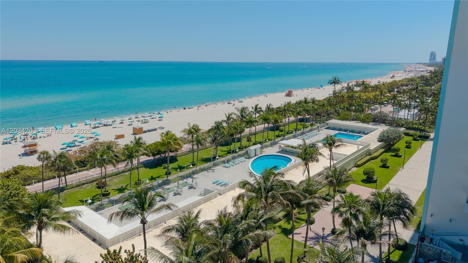 2899 Collins Ave # 1422, Miami Beach FL 33140 — 32