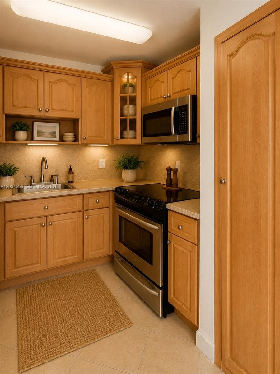 Villa Veranda Condo, Hialeah, FL — 5