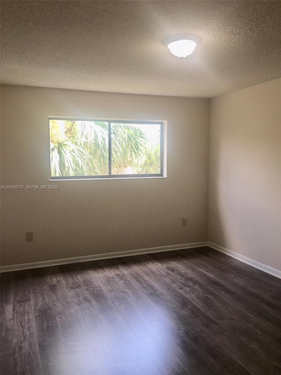 5400 W 21st Ct # 306, Hialeah FL 33016 — 11