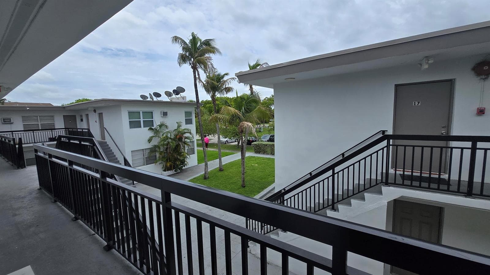 16951 NE 18th Avenue # 14, Miami FL 33162 — 11