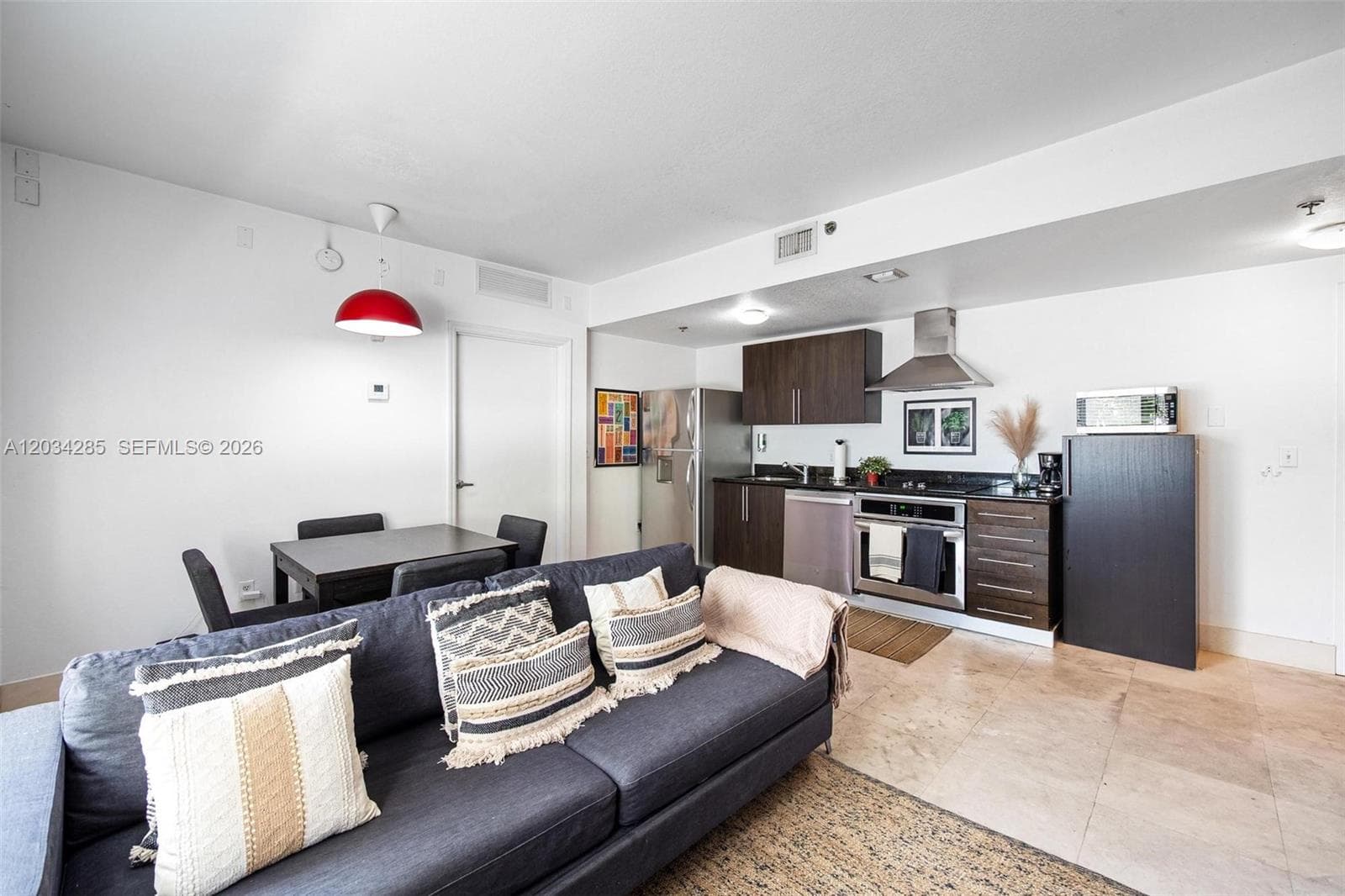 1300 Pennsylvania Ave # 304, Miami Beach FL 33139 — 6