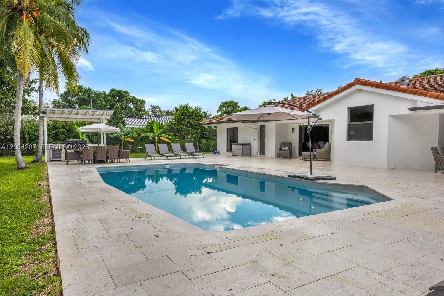 6860 SW 99th Ter, Pinecrest FL 33156 — 36