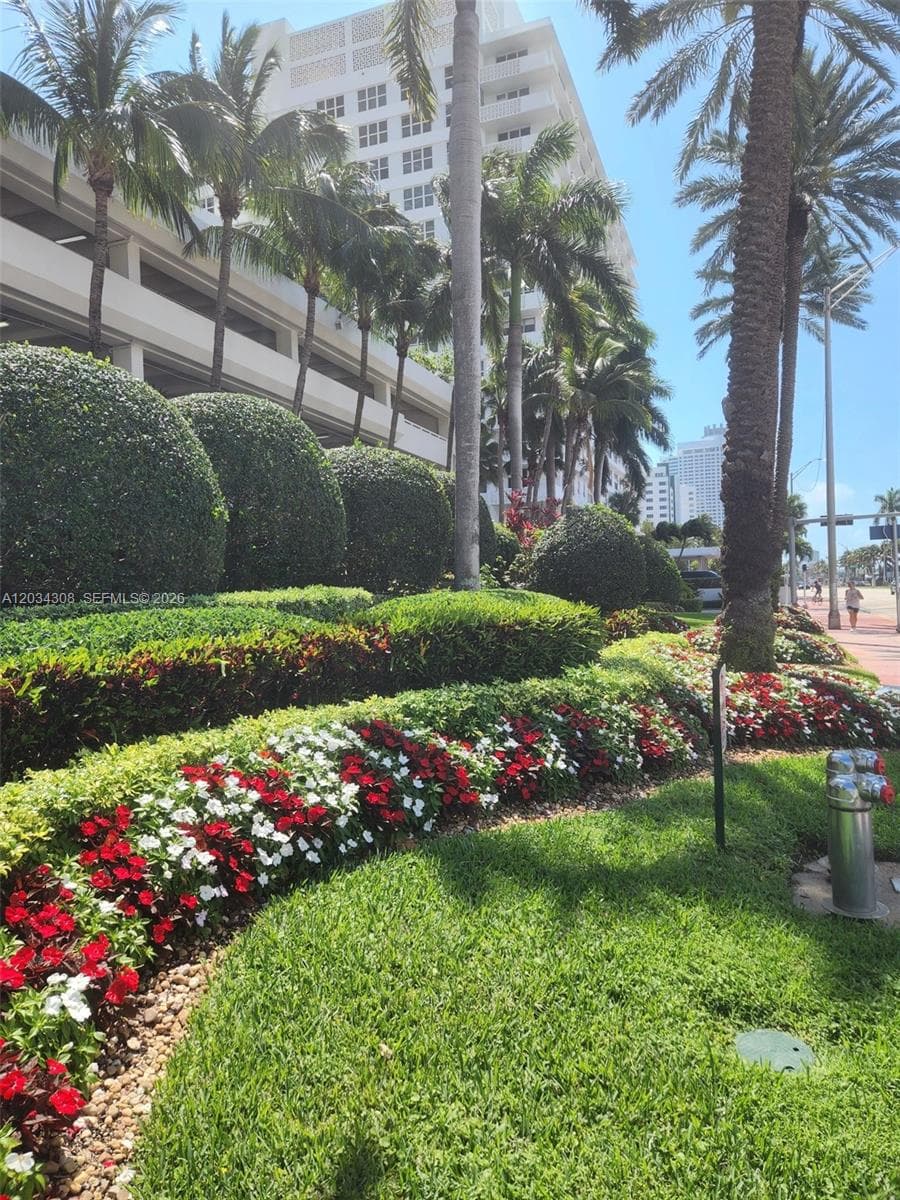4779 Collins Ave # 1804, Miami Beach FL 33140 — 47
