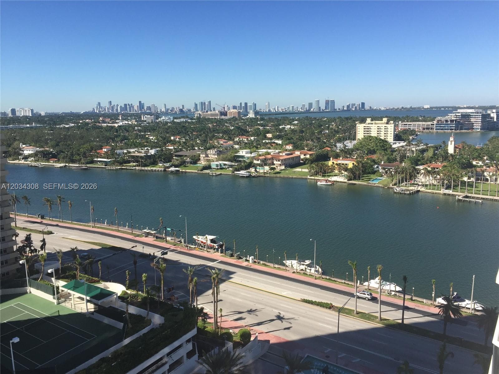 4779 Collins Ave # 1804, Miami Beach FL 33140 — 34