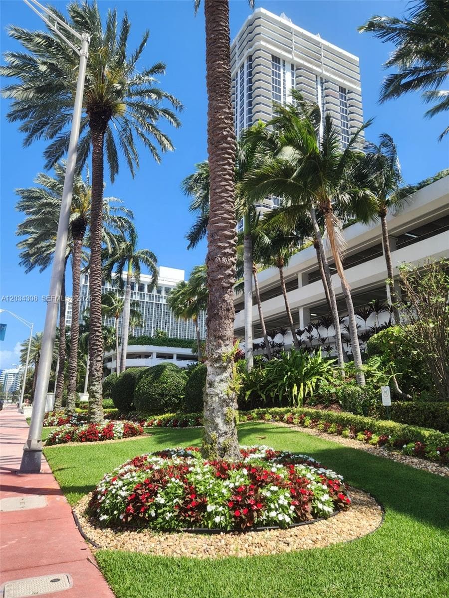 4779 Collins Ave # 1804, Miami Beach FL 33140 — 48