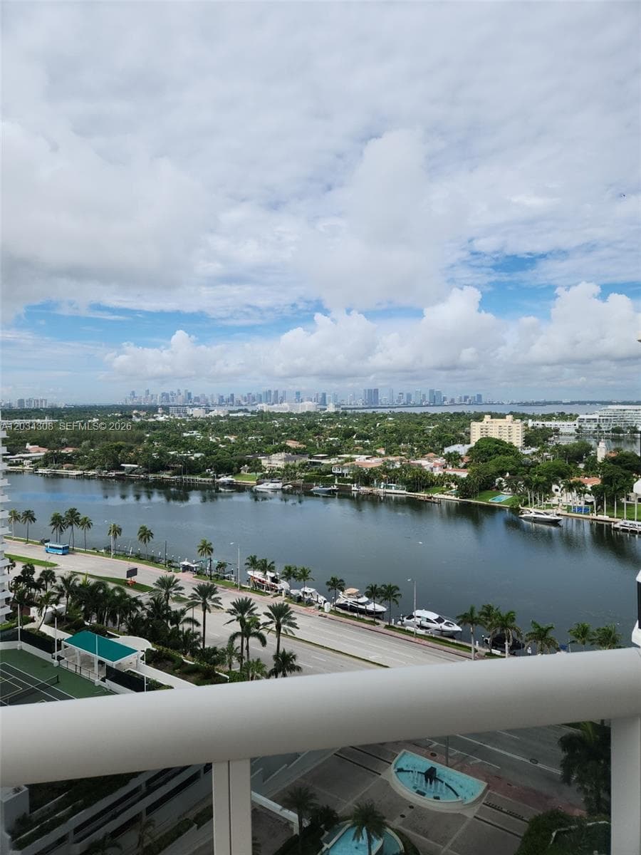 4779 Collins Ave # 1804, Miami Beach FL 33140 — 8