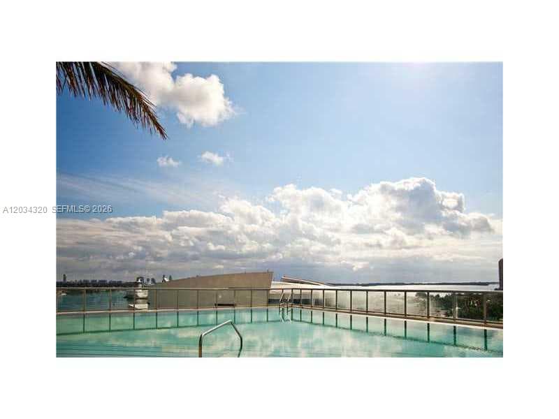 888 Biscayne Blvd # 3310, Miami FL 33132 — 9