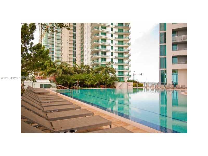 888 Biscayne Blvd # 3310, Miami FL 33132 — 10