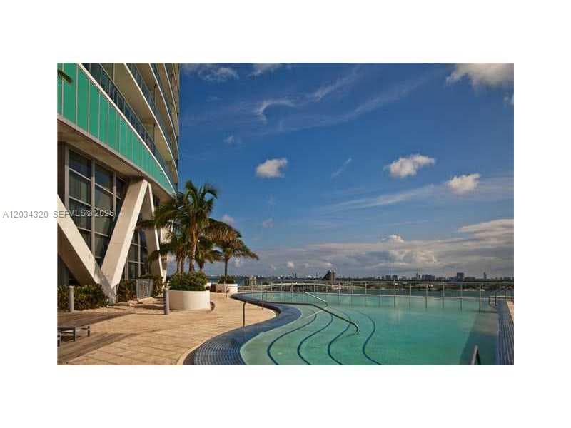 888 Biscayne Blvd # 3310, Miami FL 33132 — 8