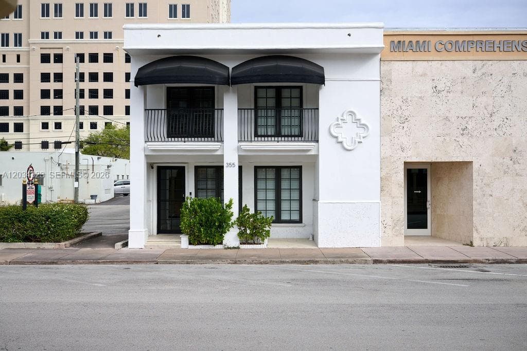 355 Palermo Ave, Coral Gables FL 33134 — 1