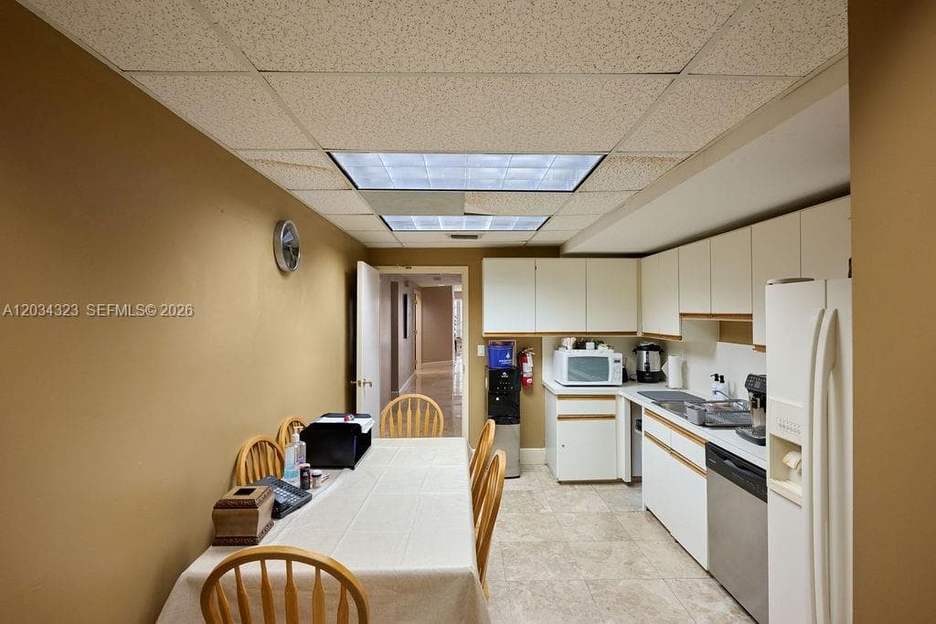 355 Palermo Ave, Coral Gables FL 33134 — 9