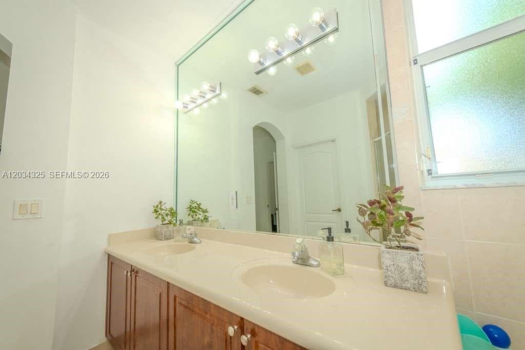 8526 NW 110th Pl # 0, Doral FL 33178 — 19