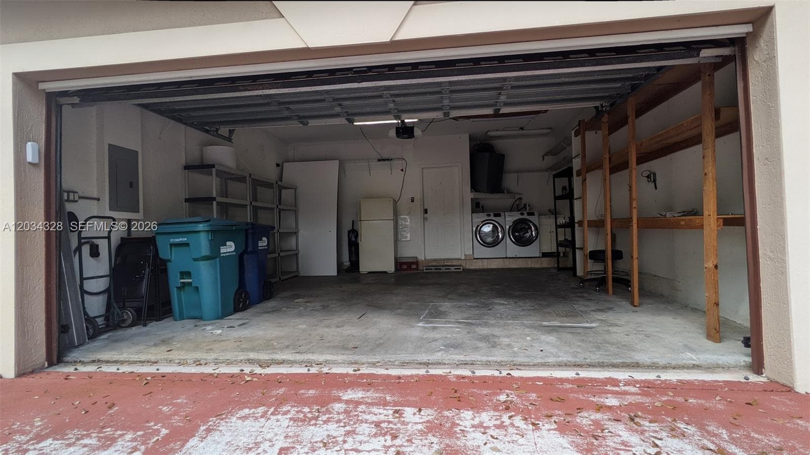 8929 NW 165th Ter, Miami Lakes FL 33018 — 20