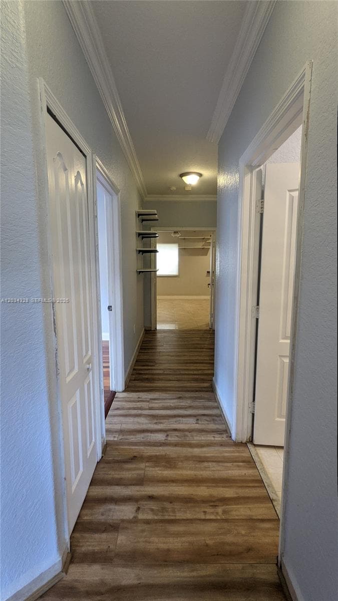 8929 NW 165th Ter, Miami Lakes FL 33018 — 11