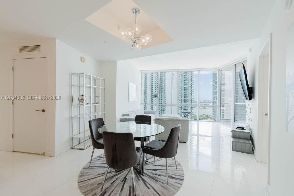 851 NE 1st Ave # 2303, Miami FL 33132 — 9