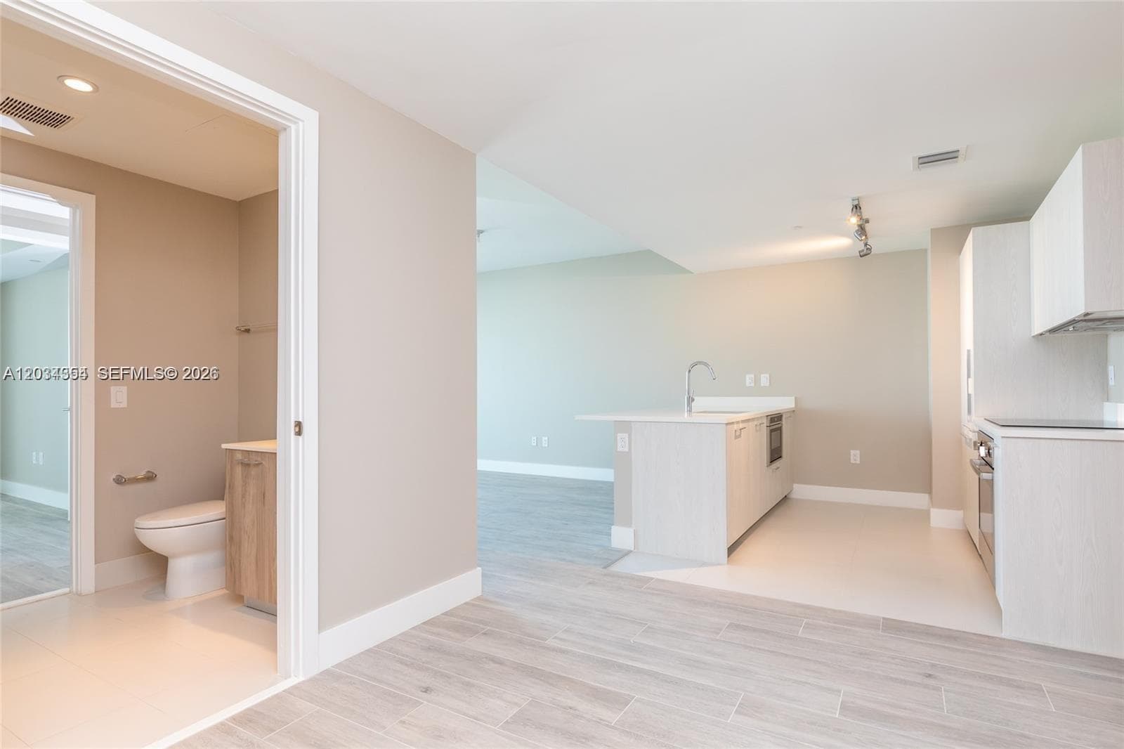 501 NE 31st St # 3910, Miami FL 33137 — 12