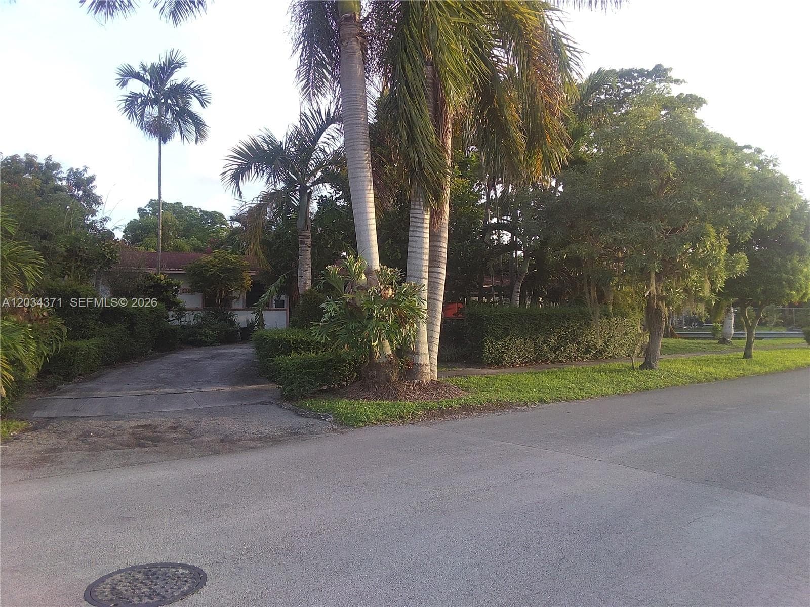 5300 SW 103rd Pl, Miami FL 33165 — 10