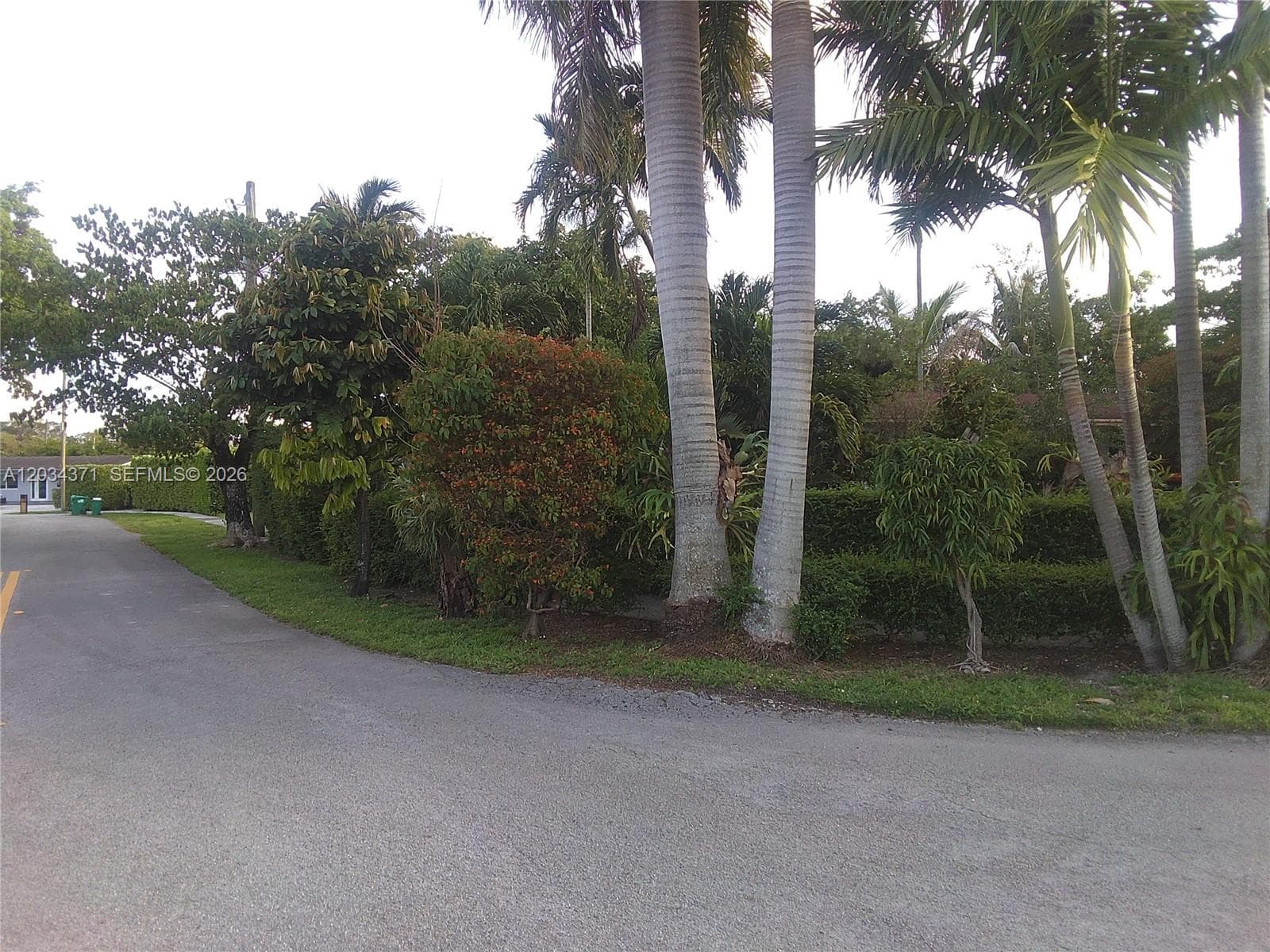 5300 SW 103rd Pl, Miami FL 33165 — 11
