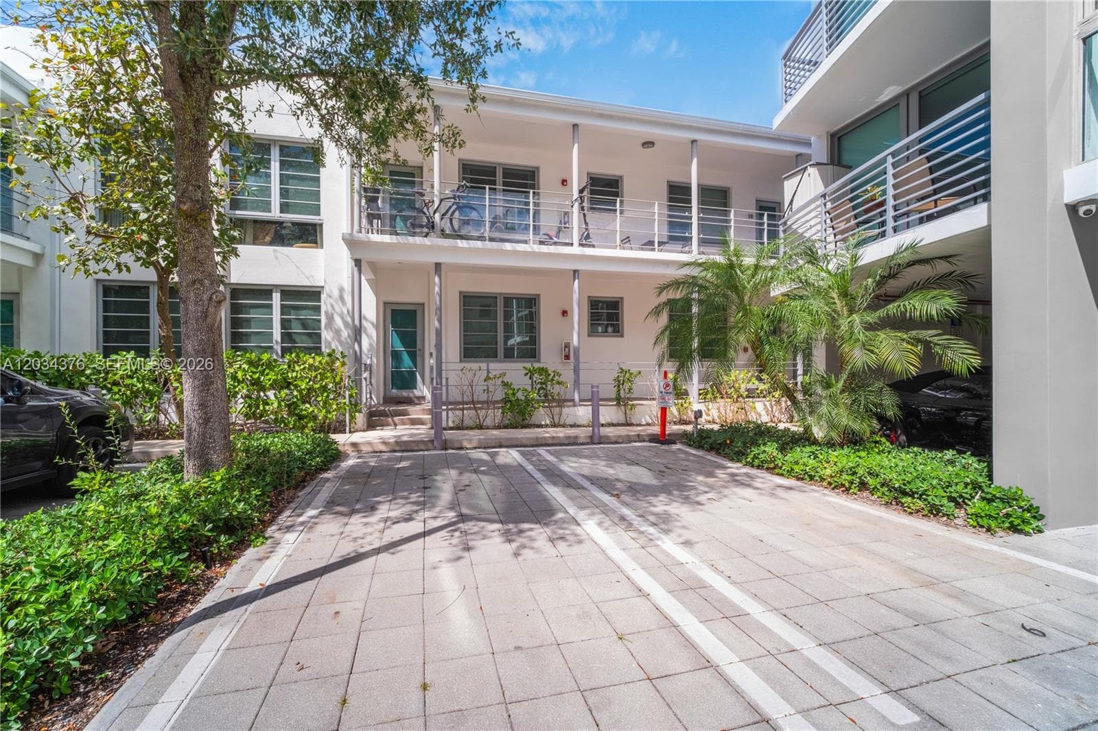 2025 Meridian Ave # 4, Miami Beach FL 33139 — 25