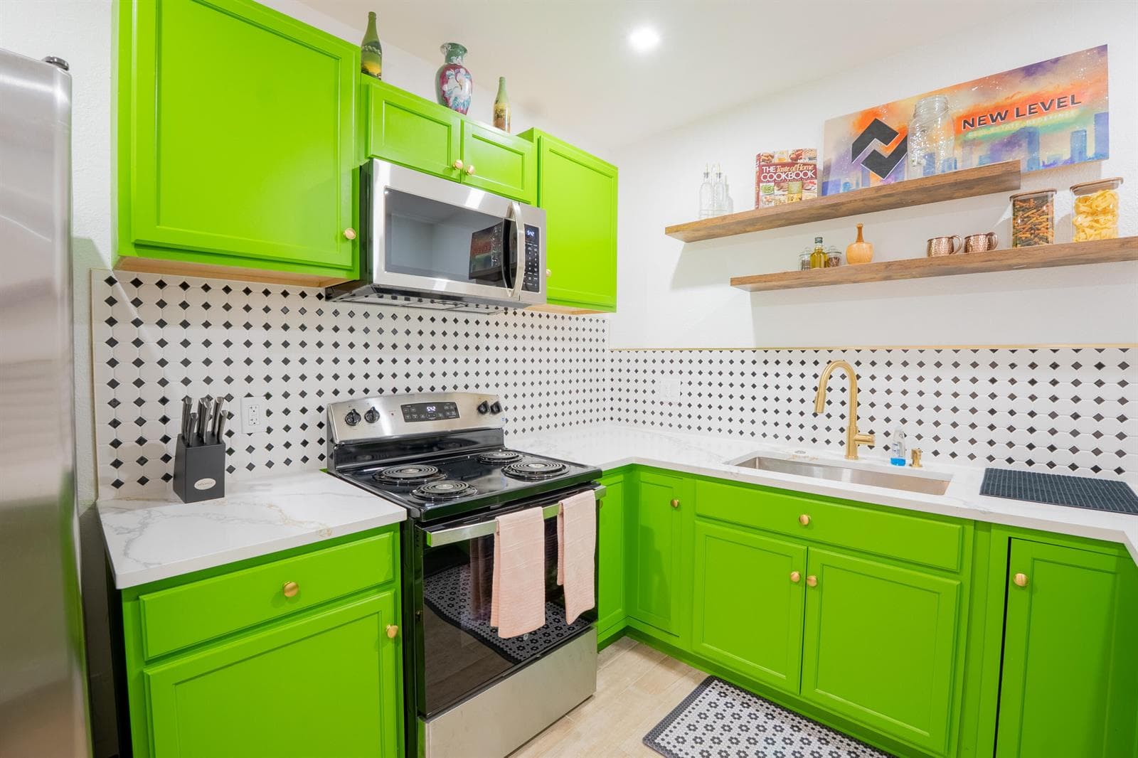 1331 NW 87th Street, Miami FL 33147 — 16