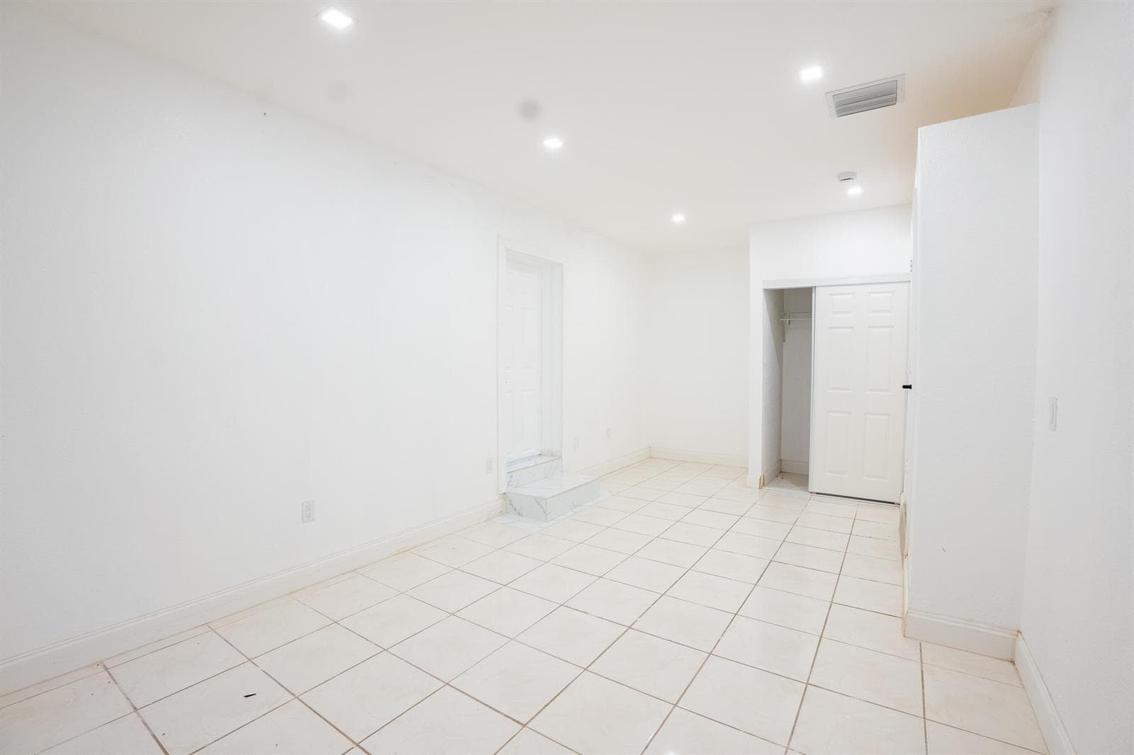 1331 NW 87th Street, Miami FL 33147 — 29